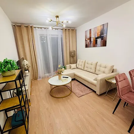 Lotus Impero Oddzielna Kuchnia 2 Garaz *