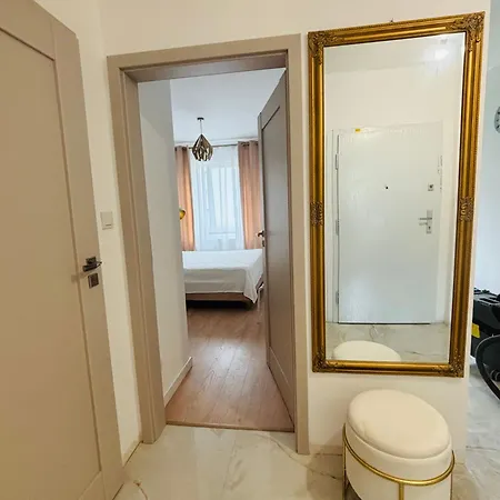 아파트 Lotus Impero Oddzielna Kuchnia 2 Garaz