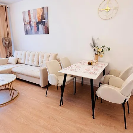 Apartament Lotus Impero Separate Kitchen Two Parking Balcony